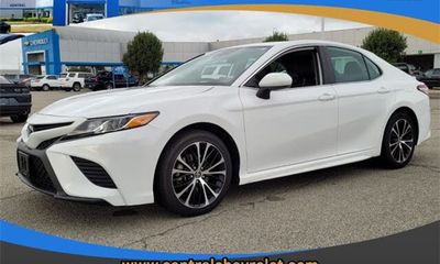 2020 Toyota Camry SE