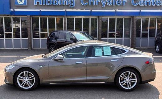 2015 Tesla Model S 70D