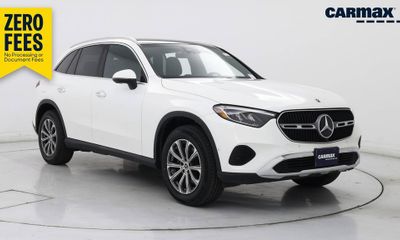 2024 Mercedes-Benz GLC-Class GLC300