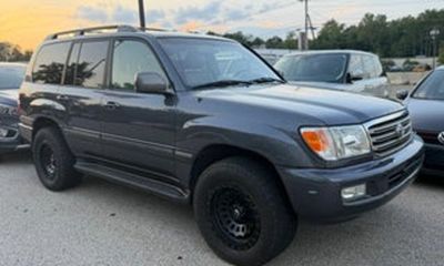 2004 Toyota Land Cruiser VX