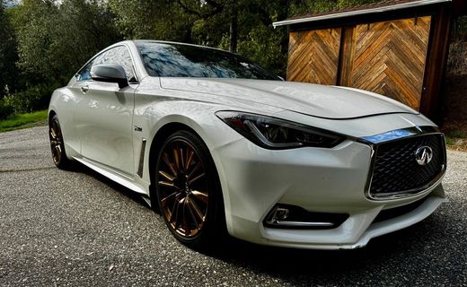 2017 Infiniti Q60 RED Sport 400