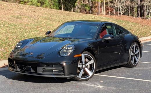 2025 Porsche 911 Carrera