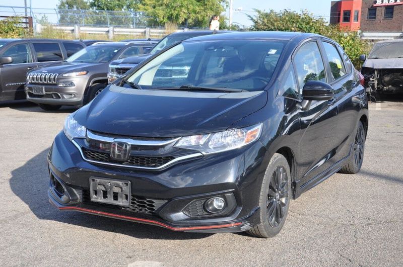 2018 Honda FIT — a typically priced live listing