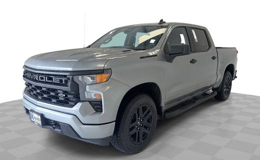 2026 Chevrolet Silverado Custom