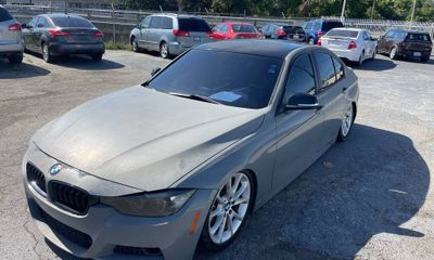 2015 BMW 320i