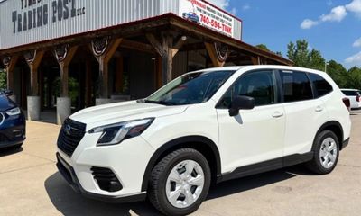 2022 Subaru Forester Base