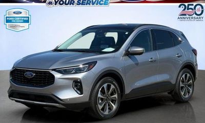 2023 Ford Escape Platinum
