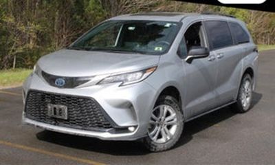 2022 Toyota Sienna XSE