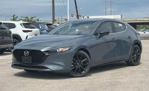 2025 Mazda MAZDA3 Preferred Package