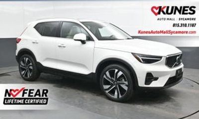 2023 Volvo XC40 Ultimate Bright