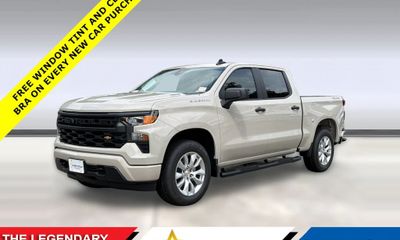 2026 Chevrolet Silverado Custom
