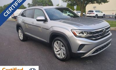2022 Volkswagen Atlas Cross Sport 4Motion SE W