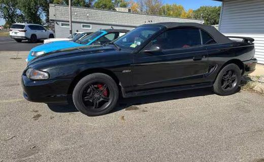 1997 Ford Mustang GT