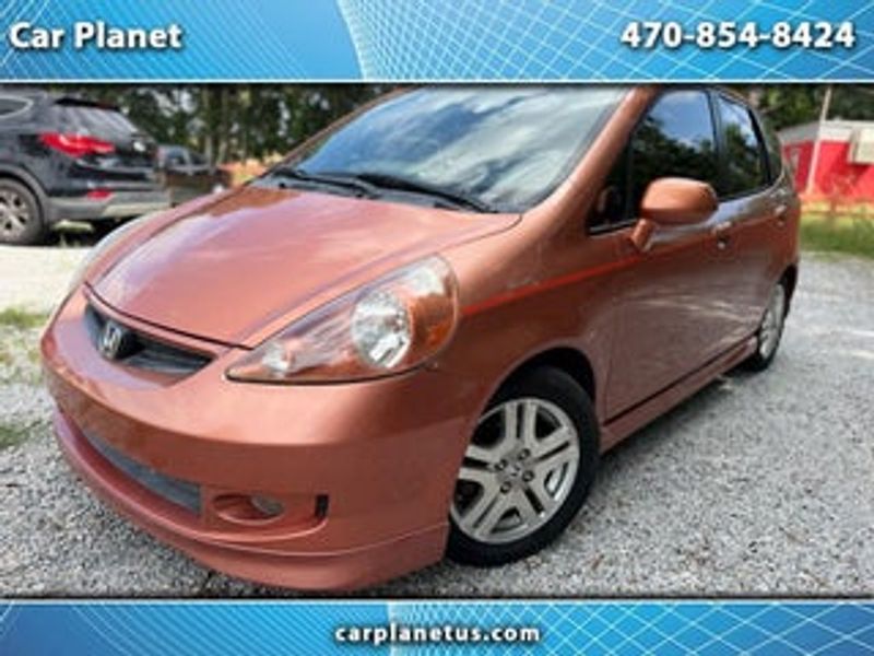 2008 Honda FIT — a typically priced live listing