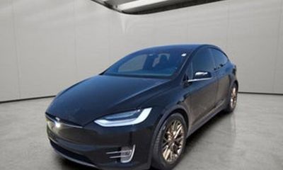 2019 Tesla Model X Sport Utility