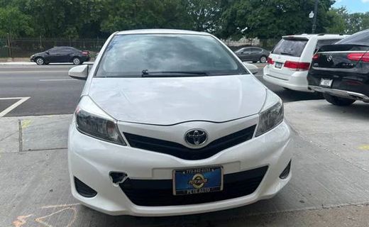 2014 Toyota Yaris L