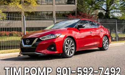 2023 Nissan Maxima Platinum