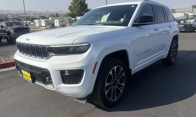 2025 Jeep Grand Cherokee Overland