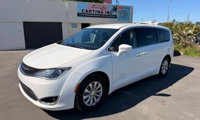 2019 Chrysler Pacifica Touring Plus