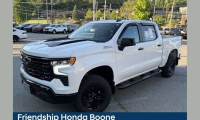 2024 Chevrolet Silverado Trail Boss LT
