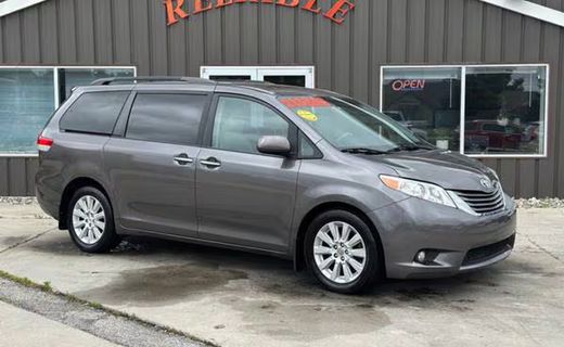 2012 Toyota Sienna XLE