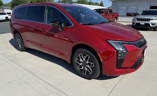 2027 Chrysler Pacifica Limited