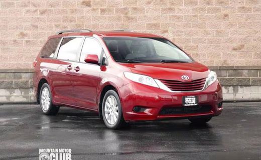 2017 Toyota Sienna LE