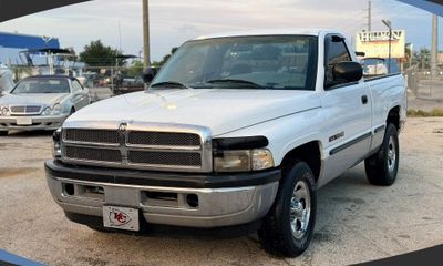1999 Dodge Ram ST