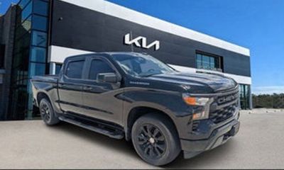 2023 Chevrolet Silverado Custom