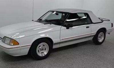 1992 Ford Mustang LX
