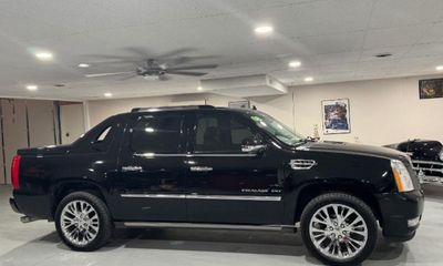 2013 Cadillac Escalade Premium