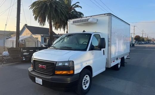 2019 GMC Savana 3500 139 Cutaway
