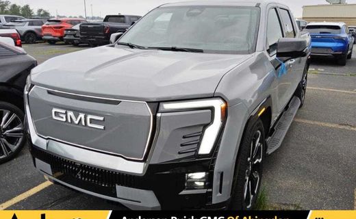 2025 GMC Sierra Denali
