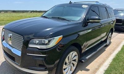 2024 Lincoln Navigator Premiere