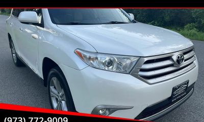 2013 Toyota Highlander Base