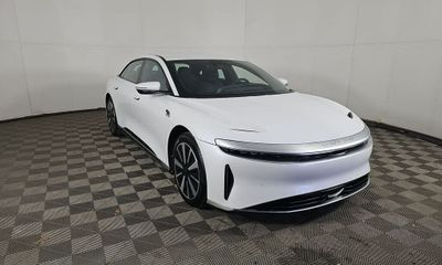 2024 Lucid AIR Pure