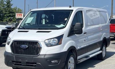 2025 Ford Transit LOW Roof