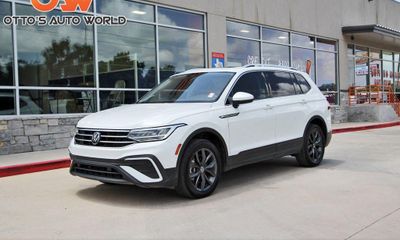 2023 Volkswagen Tiguan SE