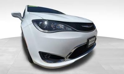 2020 Chrysler Pacifica Touring L Plus