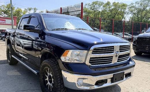 2015 Ram 1500 SLT