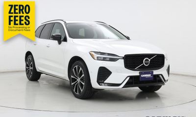 2023 Volvo XC60 Plus Dark