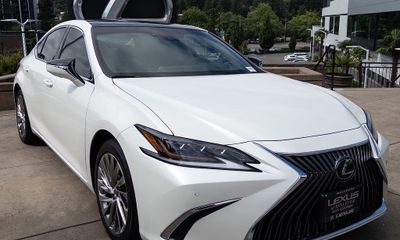 2019 Lexus ES 350