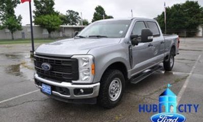 2023 Ford F-250 XL Supercab LB