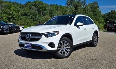2025 Mercedes-Benz GLC-Class GLC300