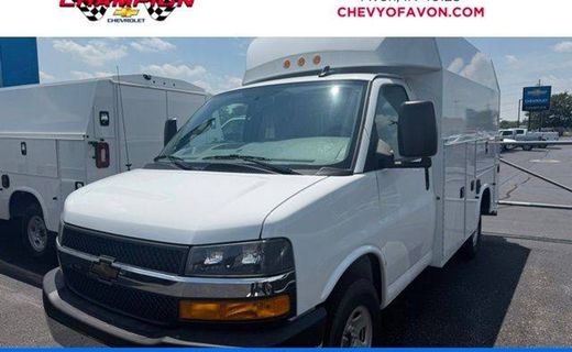 2025 Chevrolet Express 3500 Cutaway 139