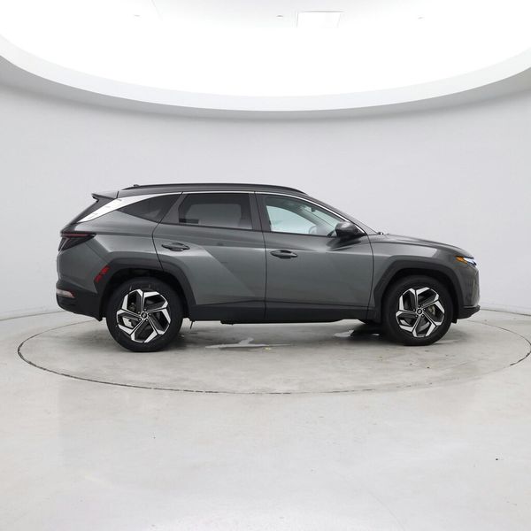 2023 Hyundai Tucson — a typically priced live listing