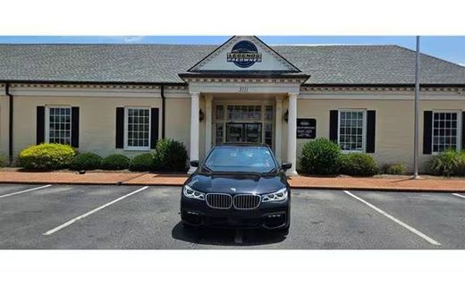 2017 BMW 750i B7