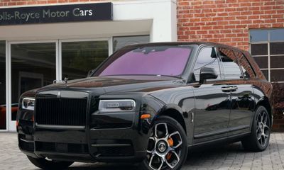 2023 Rolls-Royce Cullinan Black Badge