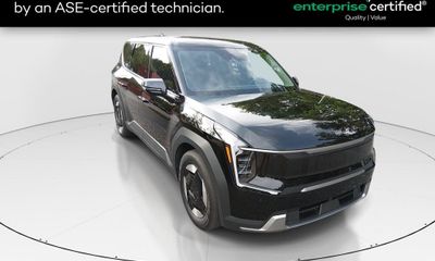 2024 Kia EV9 Light