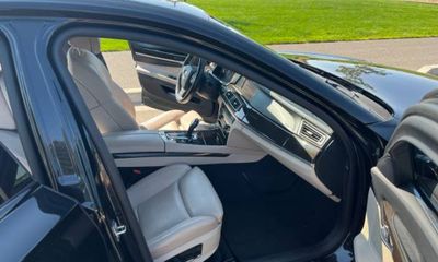 2012 BMW 750i Alpina B7
